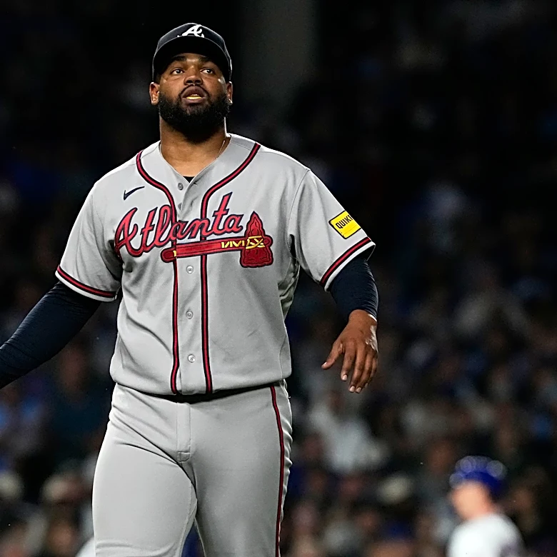 Braves right-hander Reynaldo López goes on injured list with shoulder inflammation