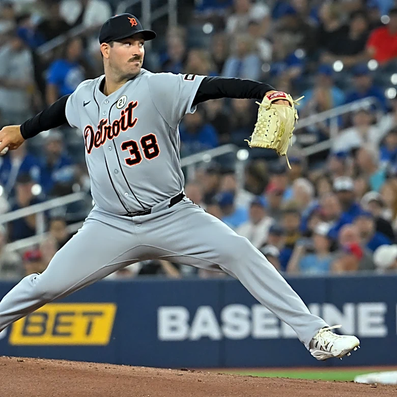 Spencer Torkelson hits 3-run homer as Tigers thump Blue Jays 10-1 to win 6th straight