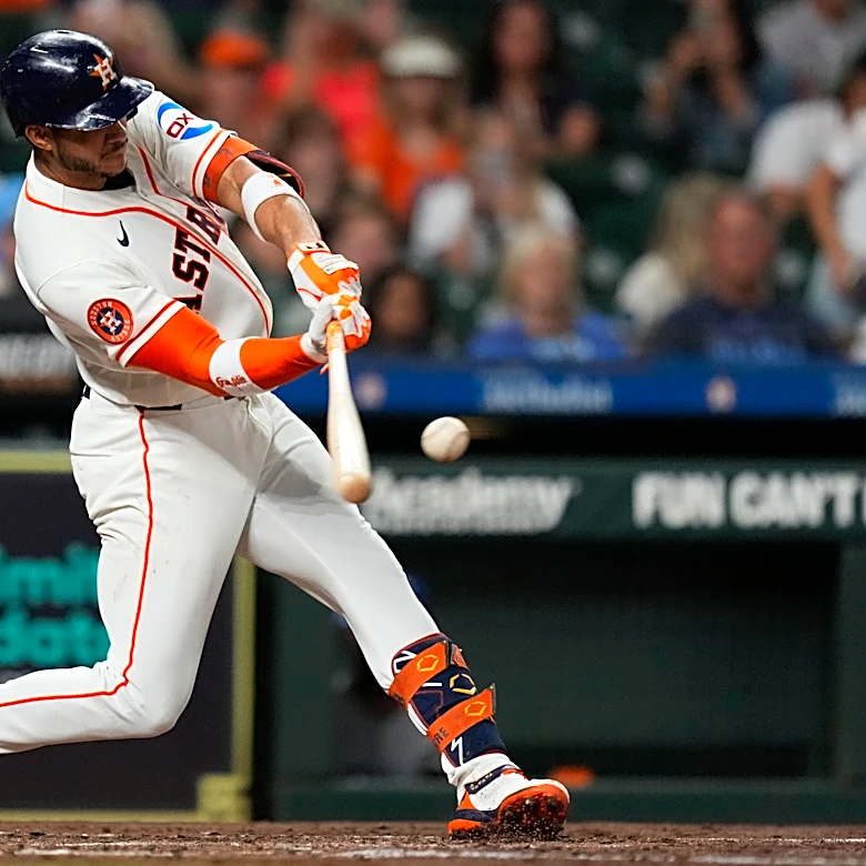 Jeremy Peña hits 2 early homers, Yordan Alvarez hits 39th as Astros beat Royals 4-2