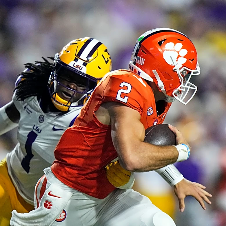 LSU sack leader Princewill Umanmielen served in $550K lawsuit filed by Ole Miss