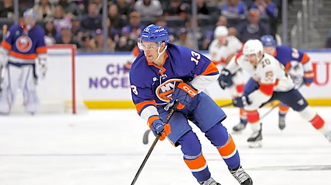 Islanders' Mathew Barzal won't skate for two weeks after aggravating an injury