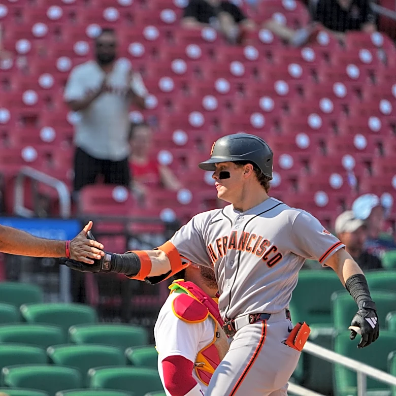 Drew Gilbert's two-run homer in the 10th lifts Giants to a 6-5 win over the Cardinals