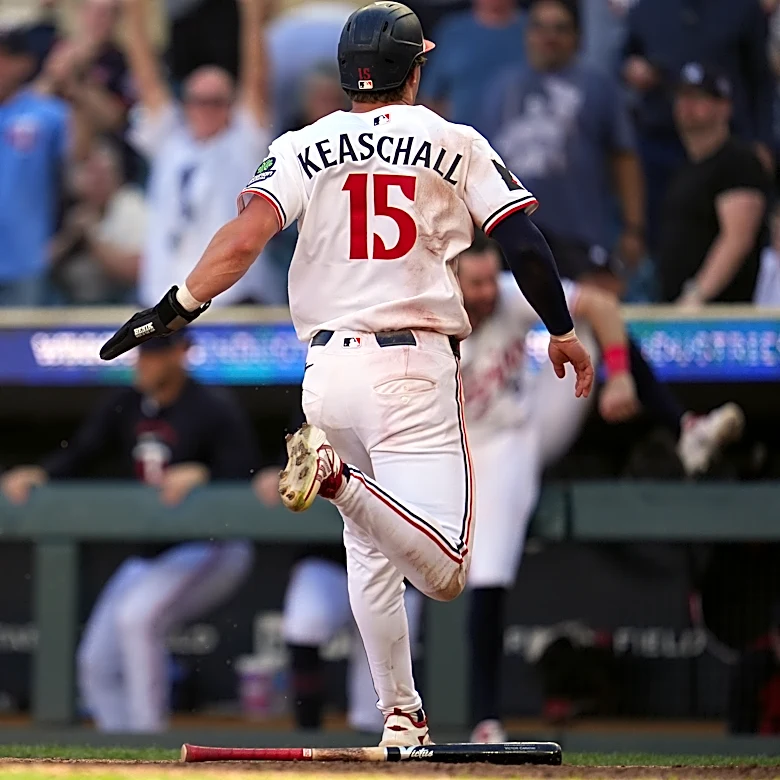 Twins top Yankees 5-4 in 13 innings on Caratini's single after Judge leaves early with leg tightness