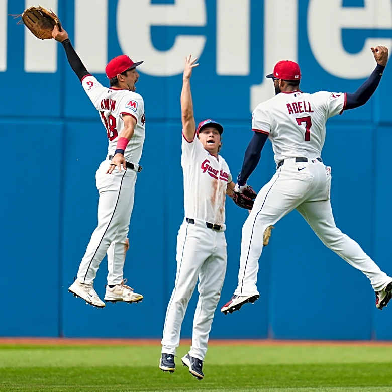A late-season rally flips the AL Central race as the Guardians edge ahead of White Sox