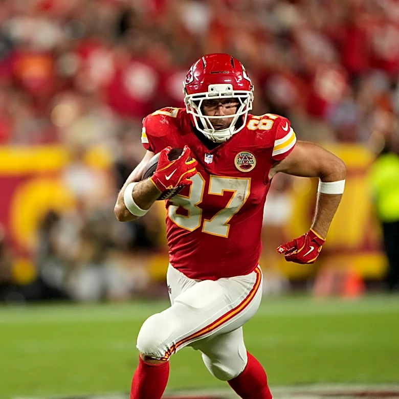 Investment firm leader gets 11 years for Ponzi scheme that bilked dozens, including Travis Kelce