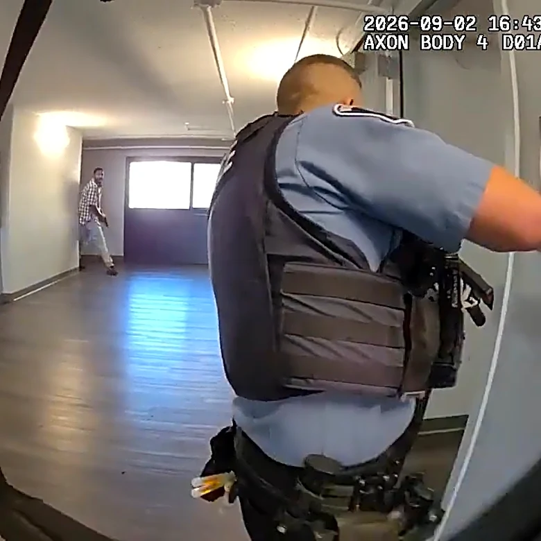 Dramatic videos capture the moment 2 officers were wounded in a deadly Minneapolis shooting