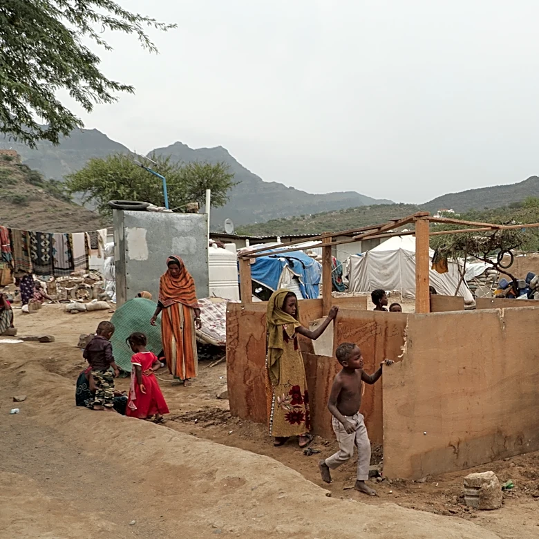 Tens of thousands flee as Iran-backed rebels draw Yemen into the wider war