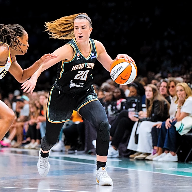WNBA returns after a 3-week World Cup break, with 4 games left and seeding at stake