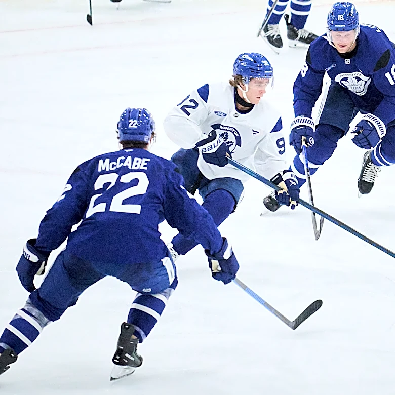 No. 1 pick Gavin McKenna flashes elite playmaking in first Maple Leafs practice