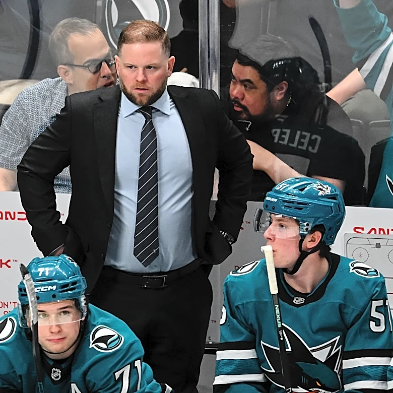 The Sharks sign coach Ryan Warsofsky to a contract extension