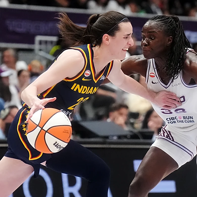 Kelsey Mitchell scores 33 points to set WNBA season mark as Fever beat Tempo 103-85