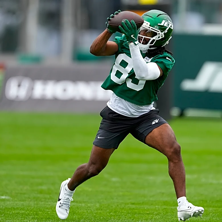 Jets place rookie wide receiver Omar Cooper Jr. on injured reserve with a sprained ankle