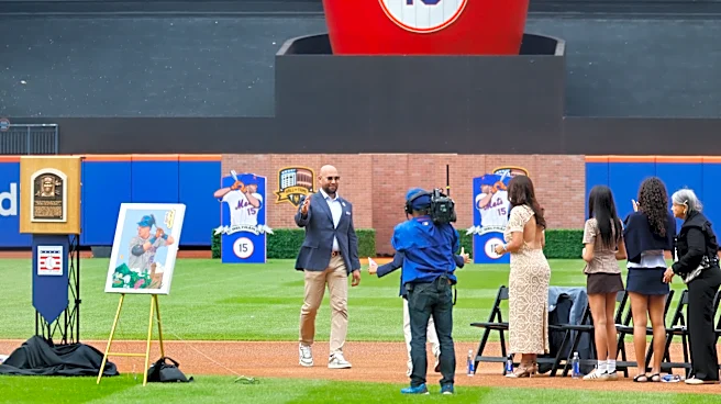 Carlos Beltrán won't rule out interviewing for Mets manager but doesn't sound interested