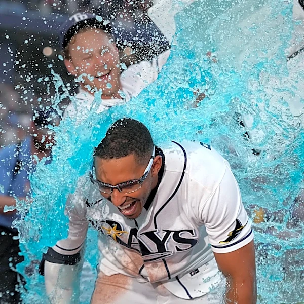Palacios has RBI single in the 9th to give the Rays a 2-1 victory over the Red Sox