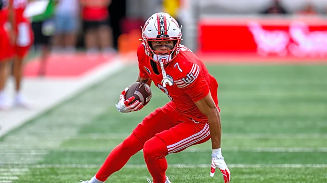 Devon Dampier throws 2 TD passes, Daniel Bray adds TD run as No. 17 Utah beats Utah State 33-0