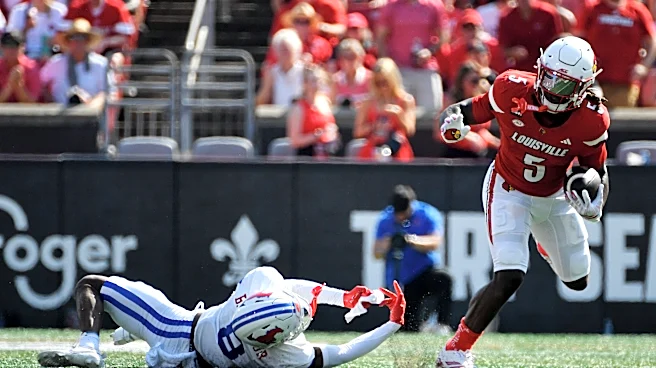 Big plays late push No. 23 Louisville past No. 16 SMU, 41-31