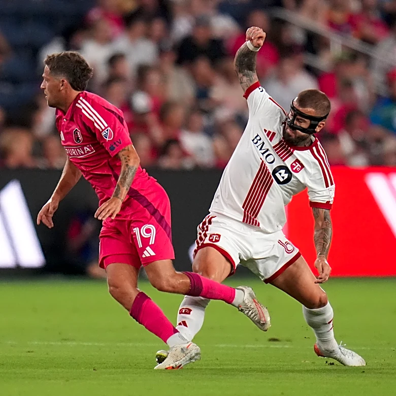 St. Louis City ups unbeaten streak to club-record 16 with 3-1 victory over Toronto