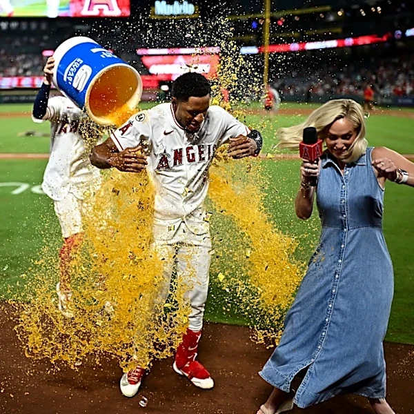 Angels beat Twins 6-5 in 11 innings on Moore's bases-loaded, 2-out infield single