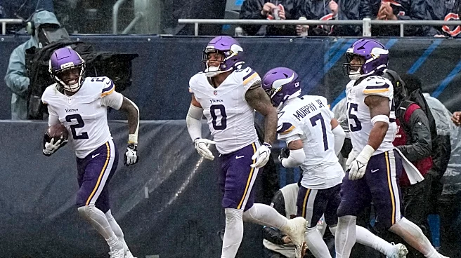 Rodgers and Turner help the Vikings shut down the Bears for a 9-3 win in the rain