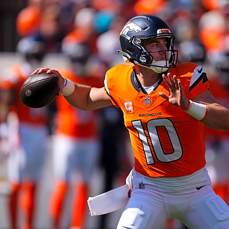 Jaylen Waddle’s quiet Denver debut flips into a 138-yard day in a Broncos' 20-13 comeback over Jags