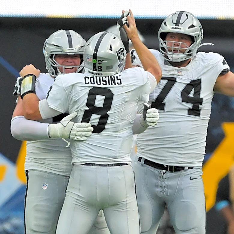 Kirk Cousins connects with Cody White for 2 TDs and Raiders beat Chargers 26-14