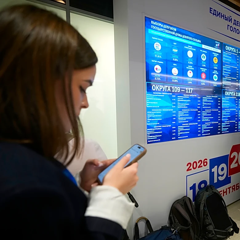 The main Kremlin party keeps control of Russian parliament after a carefully orchestrated vote