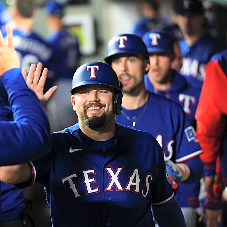 Texas Rangers at .500 go into final week leading AL West, have been close to top all year