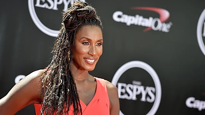 The Sparks honor Lisa Leslie with a bronze statue outside the arena