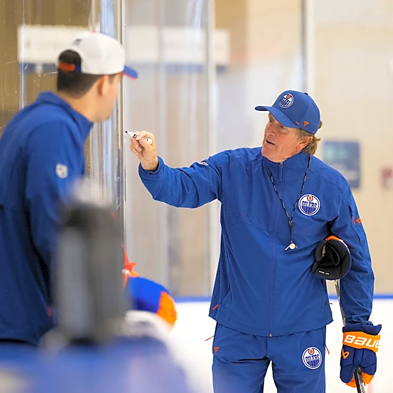 Mike Babcock is back in the NHL as the Oilers and four other teams make coaching changes