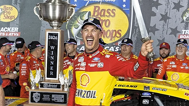 Kyle Larson, Joey Logano climbing in NASCAR Chase with pressure mounting on Ryan Blaney