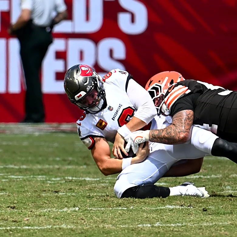 Baker Mayfield isn't playing like a $55 million quarterback with Buccaneers off to 0-2 start