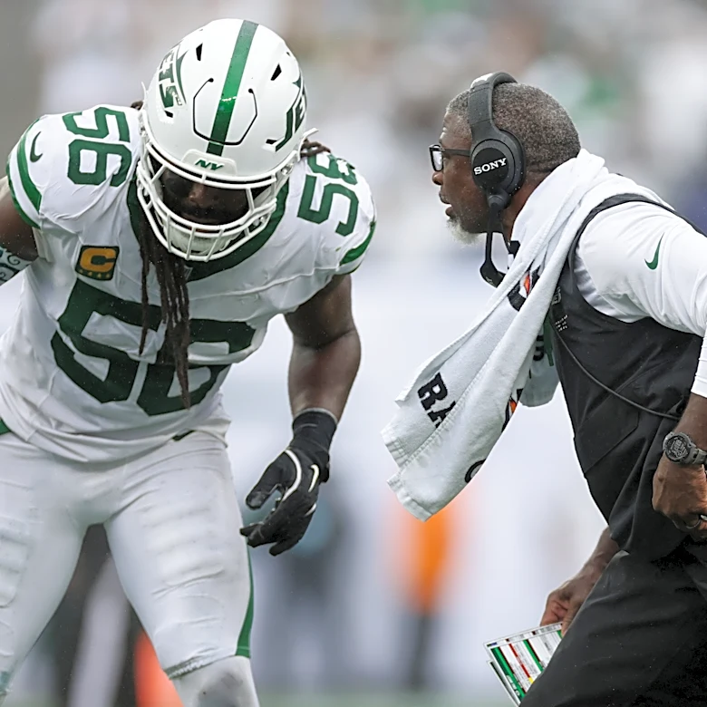 Aaron Glenn stands by his late decisions in Jets' overtime loss to Packers