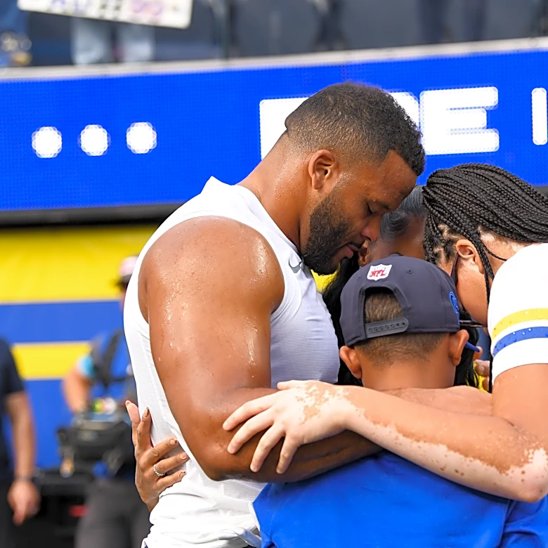 Aaron Donald is active for the Rams against the Giants in the final step in his comeback