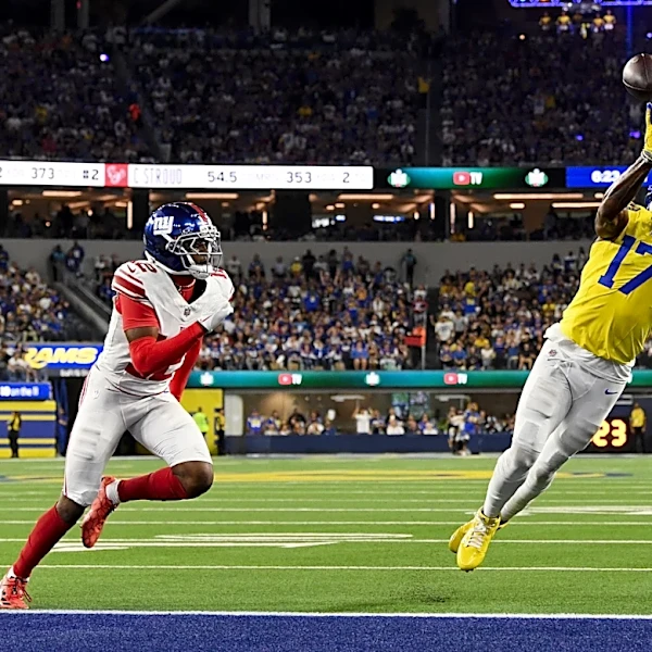 Davante Adams, Matthew Stafford lead Rams past Giants 28-6 after Jaxson Dart's injury