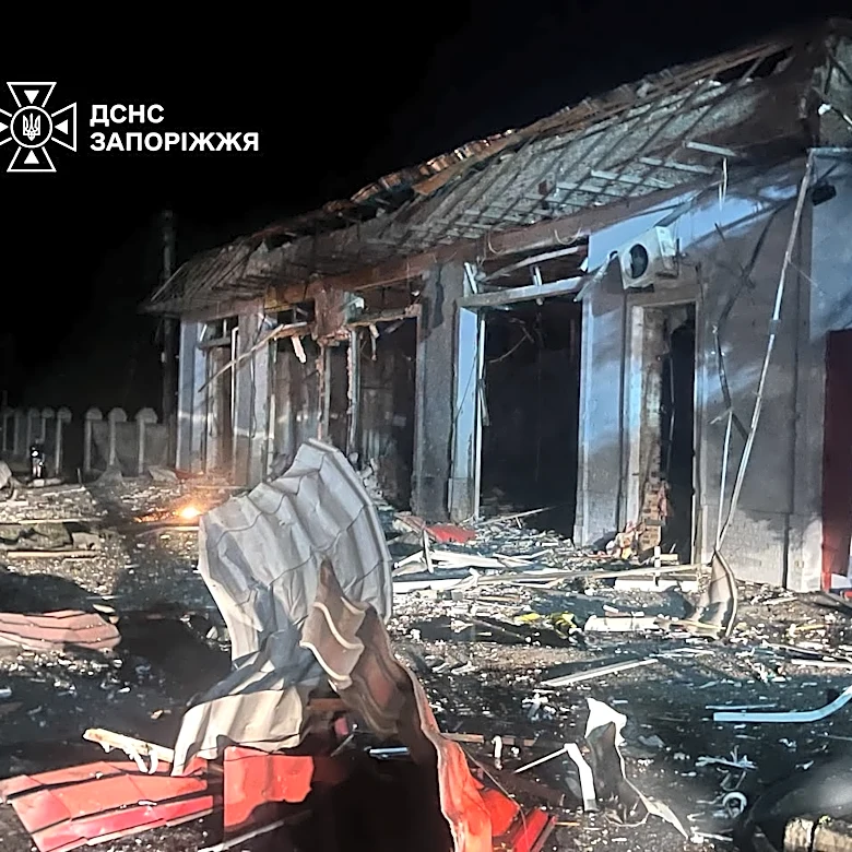 Russia and Ukraine trade deadly strikes as Zelenskyy prepares to meet Trump