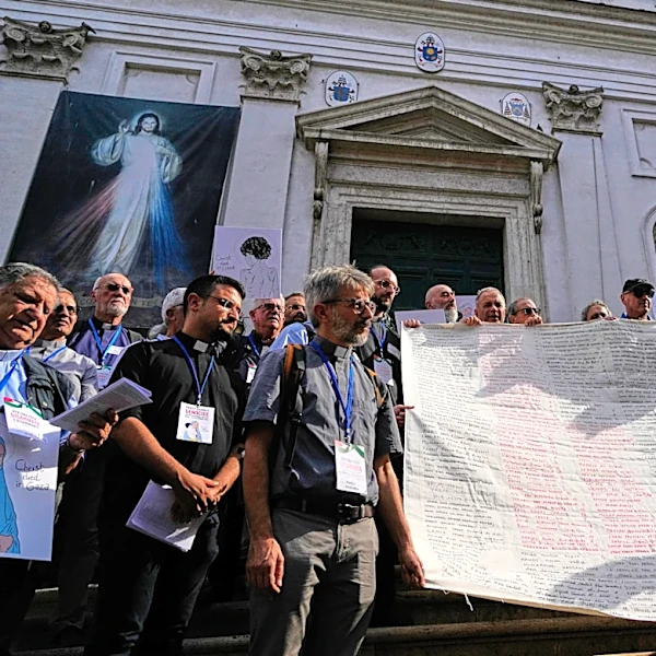 Priests, nuns march to Vatican to demand end to 'genocide' in Gaza