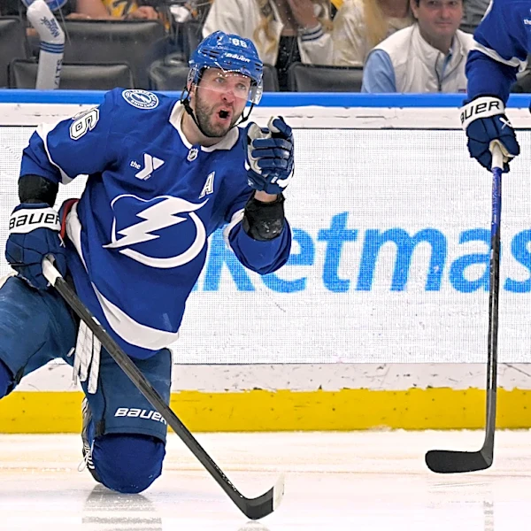 Tampa Bay Lightning aiming for another Stanley Cup with aging group of core players