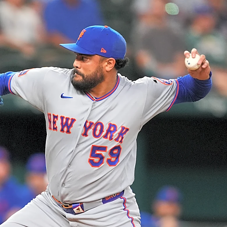 Mets win 1st game after Andy Green named full-time manager, beating AL West-leading Rangers 6-3