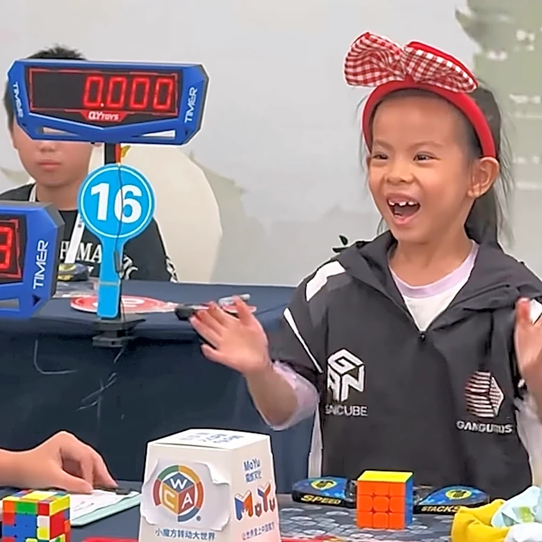 6-year-old Chinese girl sets women’s Rubik’s Cube speed record