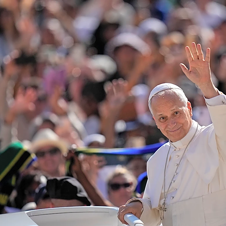 Pope praises US radio and TV preacher Fulton Sheen as an inspiration ahead of his beatification