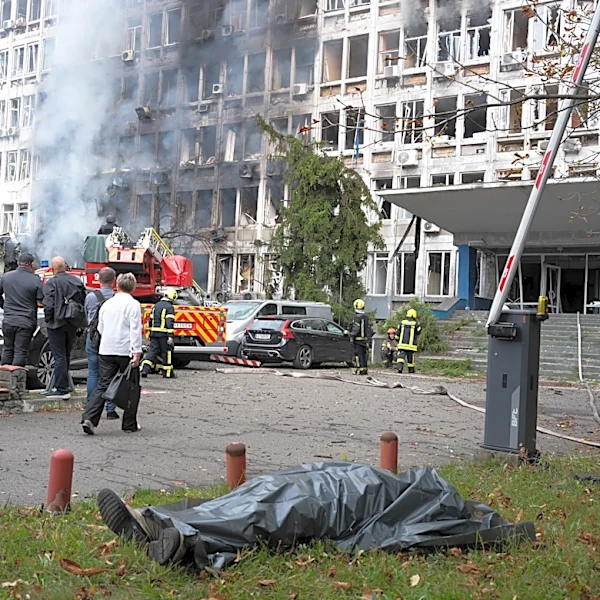 Russia pounds Kyiv with drones, killing 2 and wounding 41 before Zelenskyy’s UN address