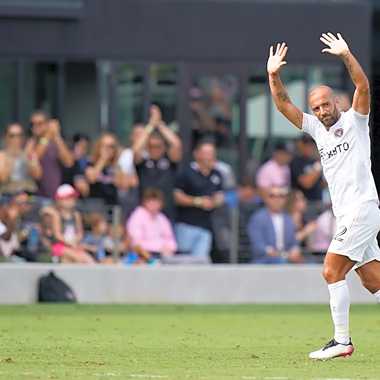 Columbus Crew fires reserve coach Federico Higuaín after incident with female referee