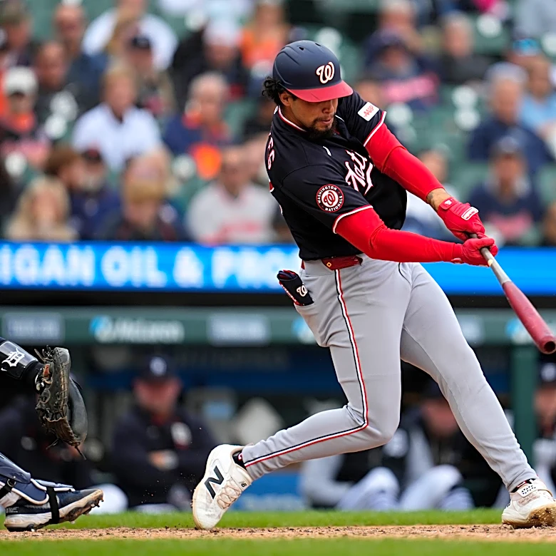 Yohandry Morales homers, Nationals bullpen hangs on for a 4-2 win over the Tigers