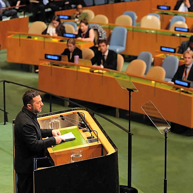 Zelenskyy says Ukraine sent 2 North Korean prisoners of war to South Korea