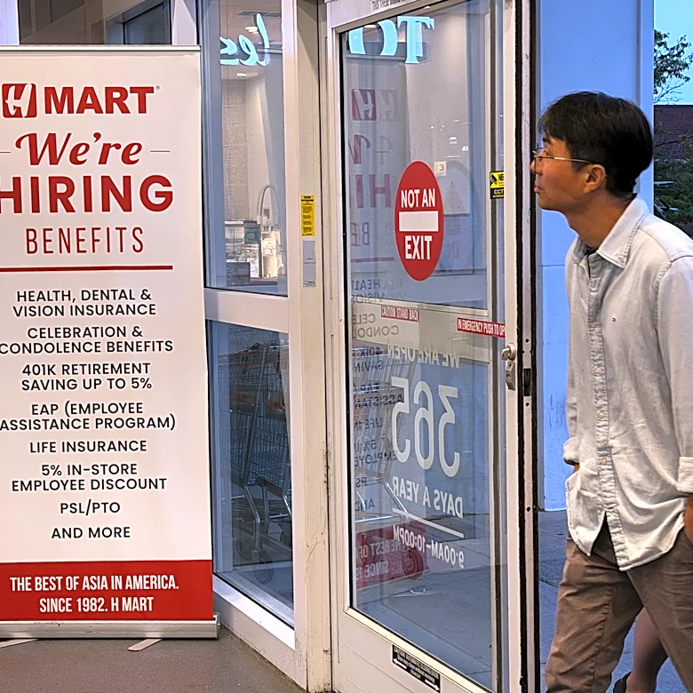 Claims for unemployment benefits drop to 197,000, the lowest since mid-July as layoffs remain rare