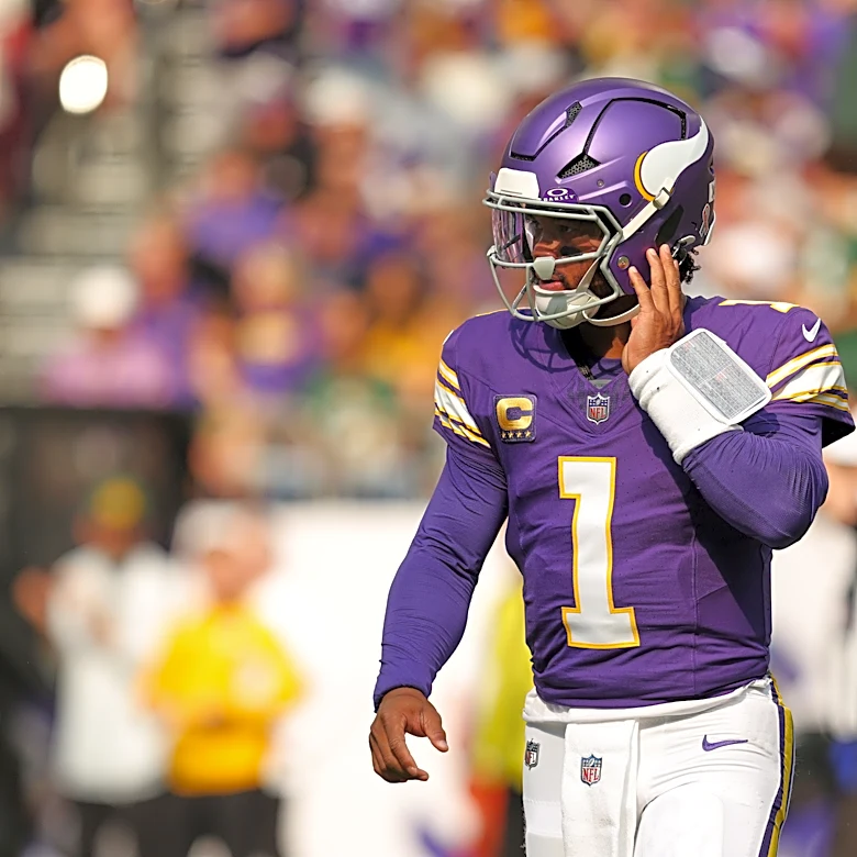 Kyler Murray returns for the Vikings against the struggling Buccaneers