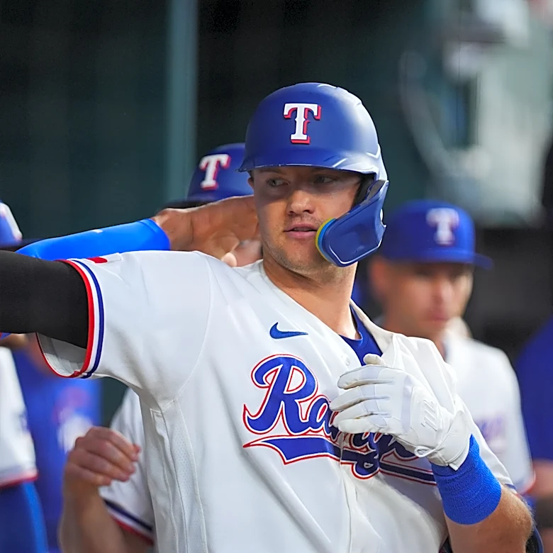 Rangers finish home slate with 3-1 win over Mets to keep Texas at least tied for AL West lead