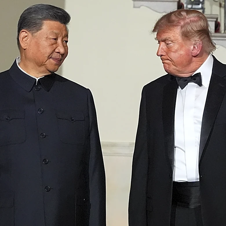 Xi is wrapping his visit to Washington with a peek at the Constitution and Bill of Rights