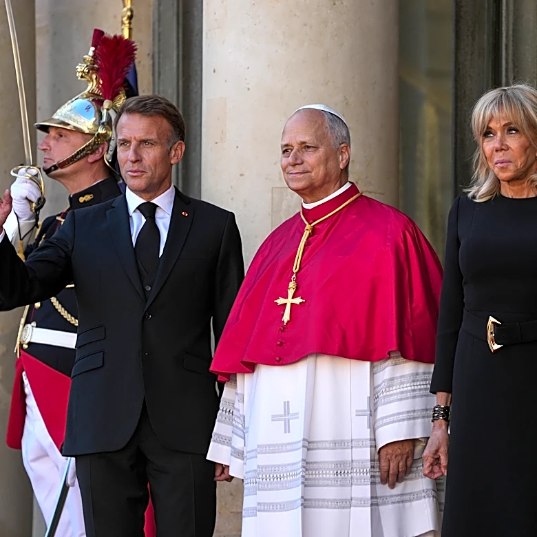 Pope warns a ‘paradise of machines’ could undermine humanity as he opens France trip