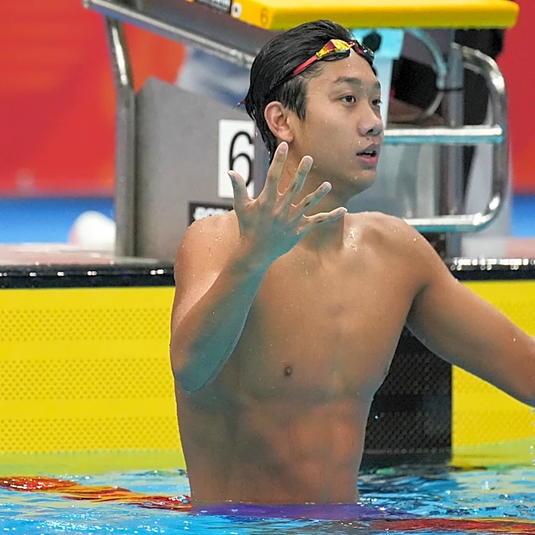 Chinese swimmer Zhang Zhanshuo completes sweep of seven gold medals at the Asian Games
